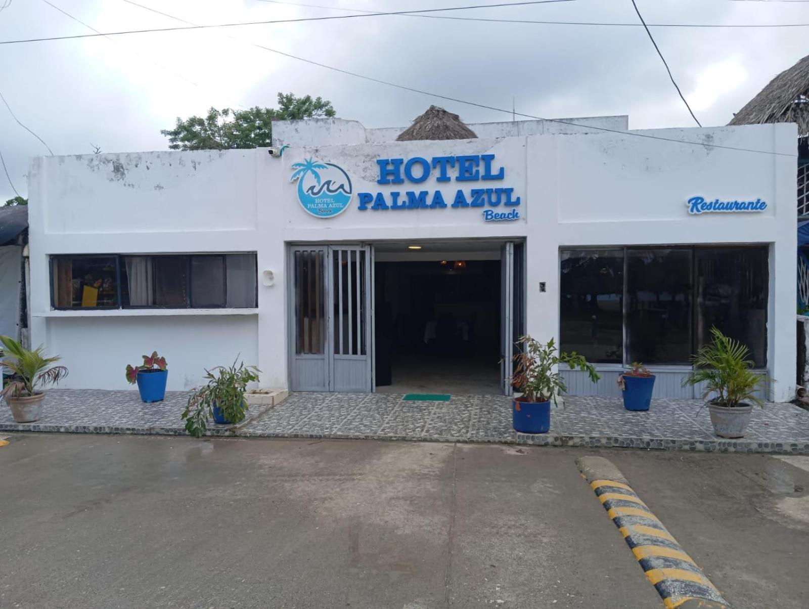Hotel Palma Azul Ковеньяс Экстерьер фото